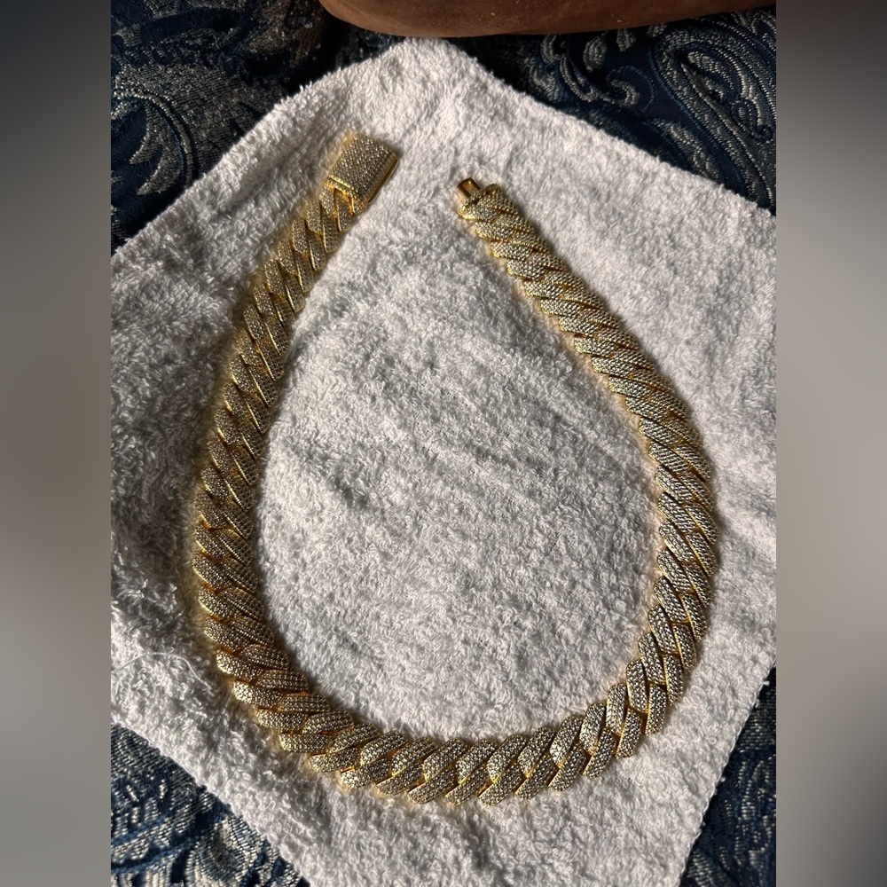 Vvs simulated diamond cuban